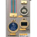 SHM－137：φ45mmメダル　付属プラケース入り　特注レーザー彫刻レリーフ付オリジナルメダル透明樹脂盛加工あり：全ジャンル大会に対応オリジナルメダル、優勝メダル
