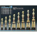 TO-3156 文字彫刻無料、ピクトグラムをモチーフにした SZ人形はボリューム満点！！ 4本柱トロフィー