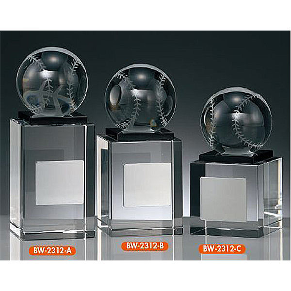 BW2312：野球大会などに使用していただけるクリスタル式トロフィー