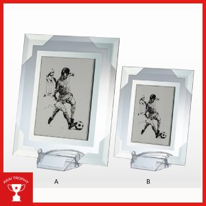 画像: VSX5562：名入れ・文字彫刻無料・優秀選手賞・殊勲賞・ＭＶＰなどに、オススメのサッカー用の楯 表彰楯