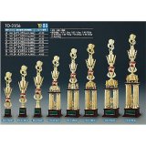 画像: TO-3156 文字彫刻無料、ピクトグラムをモチーフにした SZ人形はボリューム満点！！ 4本柱トロフィー